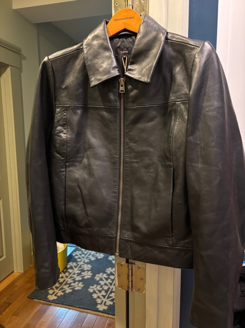 Quince 100% Leather Cropped Zip Front Jacket True Black Medium - Picture 4 of 11